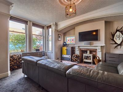 Front Lounge